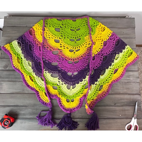 Crochet Shawl Wrap Green Yellow Purple Colorful Tassel‎ Boho Hippie One Size - Picture 5 of 6